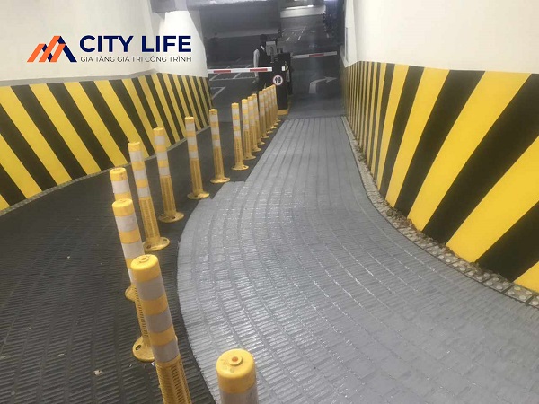 Dịch vụ thi công chống trơn trượt dốc tầng hầm City Life