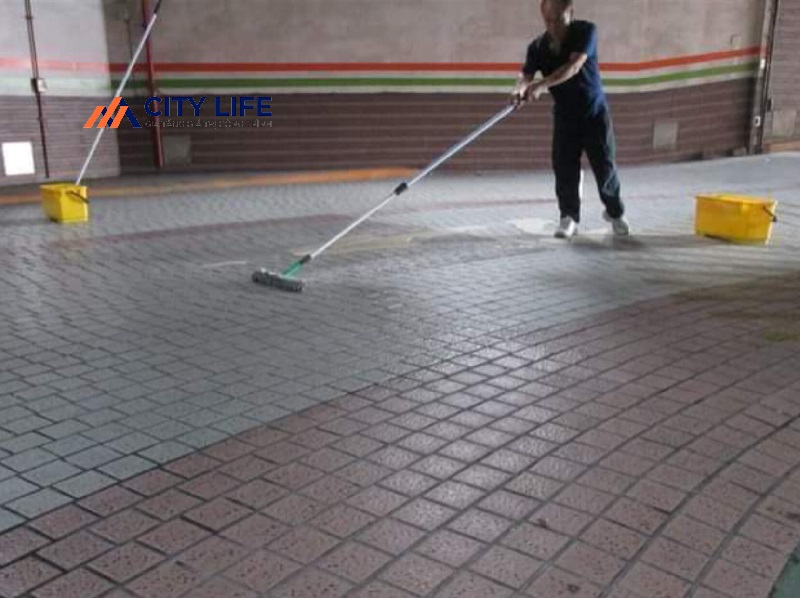 chống trơn trượt mặt sàn